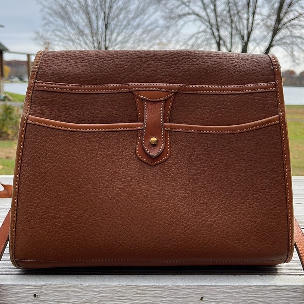 SOLD Dooney and Bourke all weather leather bag - Picture 4 of 12